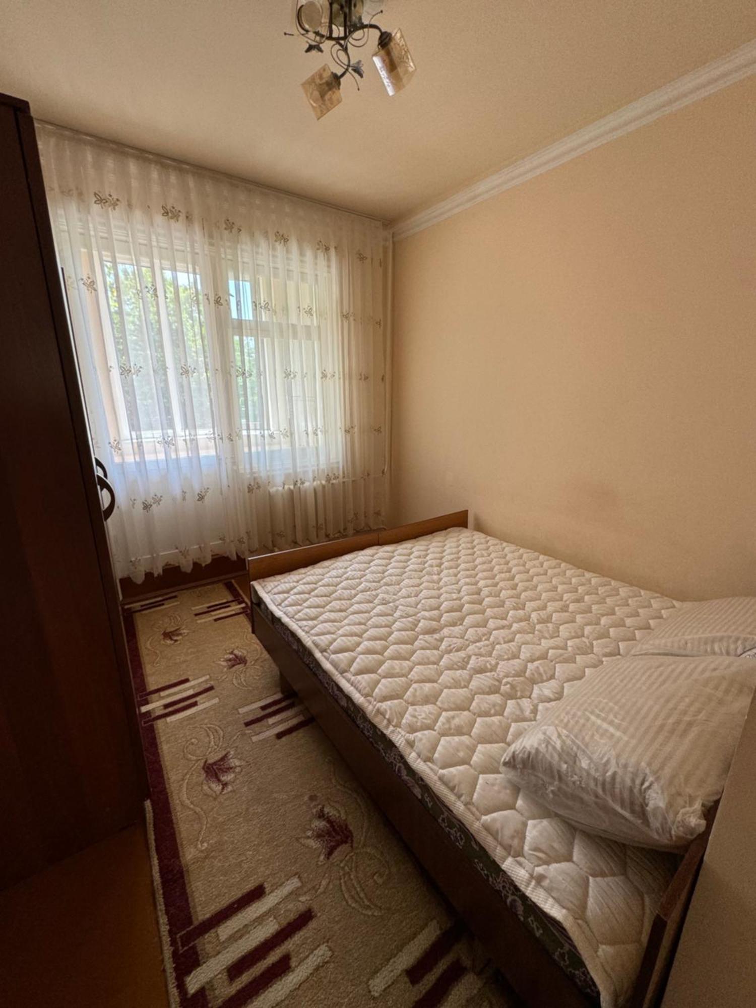 Yunusabad 7 Американский Посольство Tachkent Extérieur photo