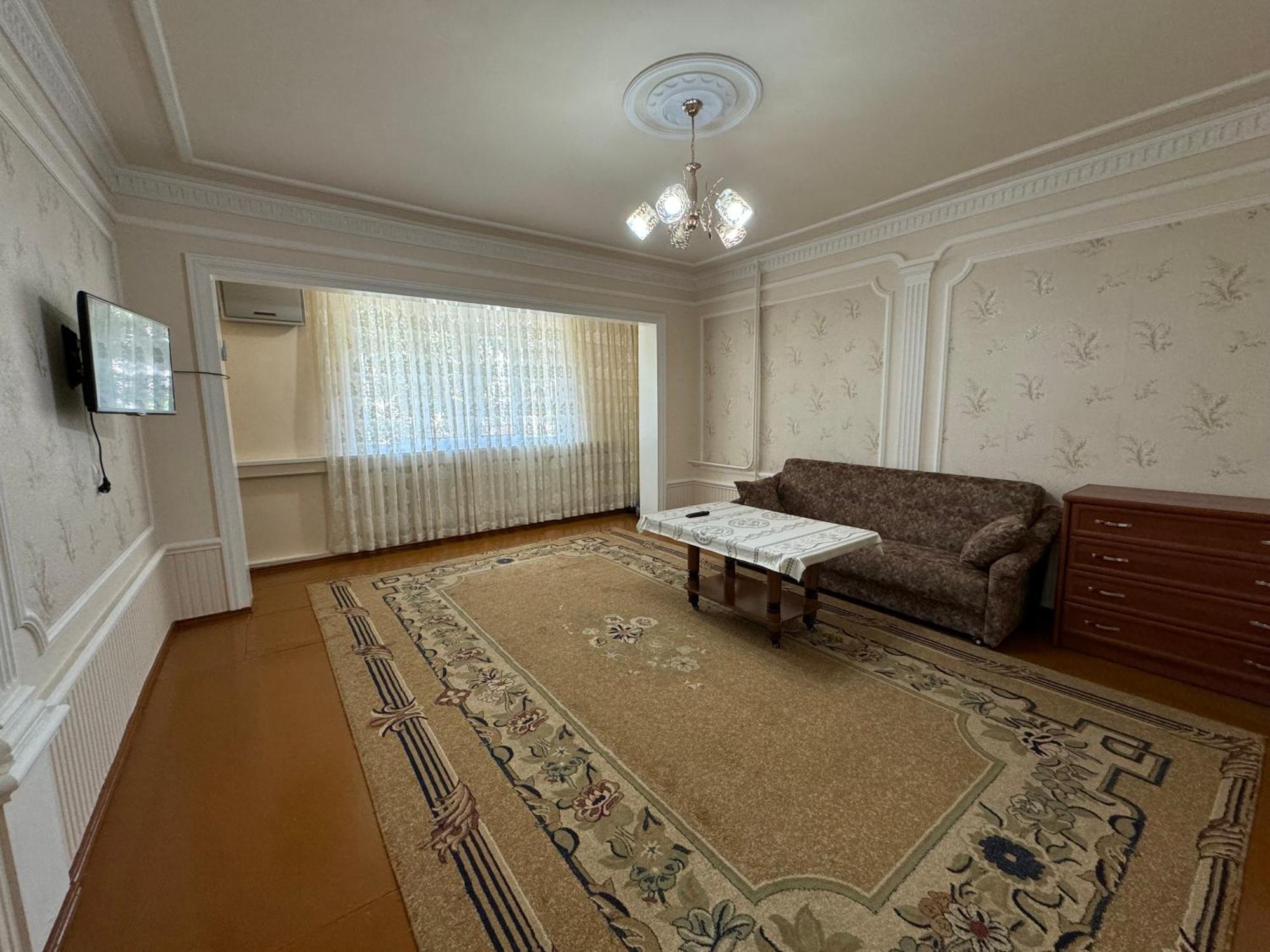 Yunusabad 7 Американский Посольство Tachkent Extérieur photo