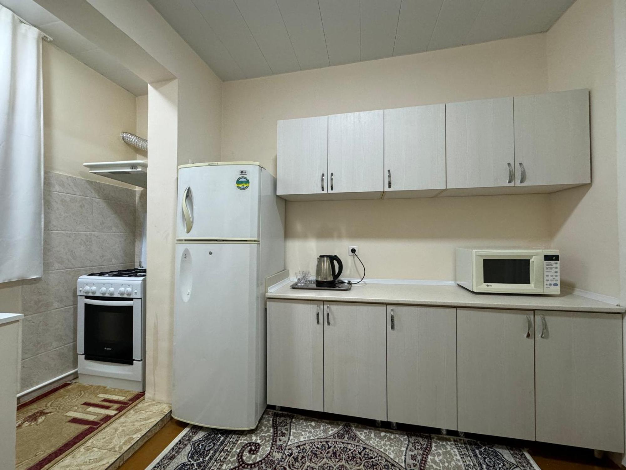 Yunusabad 7 Американский Посольство Tachkent Extérieur photo