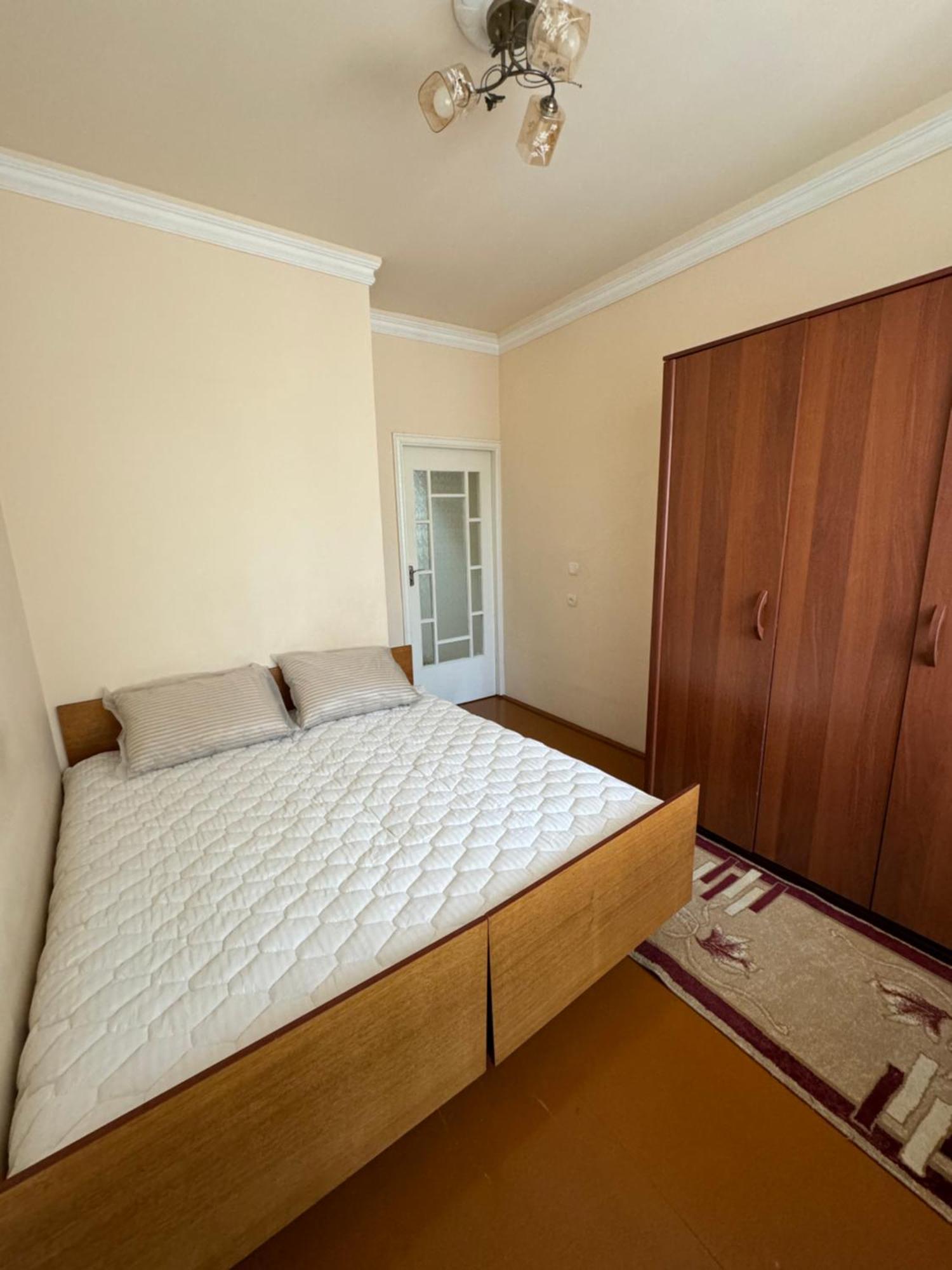 Yunusabad 7 Американский Посольство Tachkent Extérieur photo